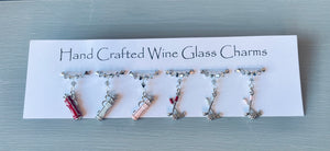 Set with Swarovski Crystals and finished with Golf themed charms make this gorgeous set of Wine Glass Charms - Golf Bags - Golf Clubs - Birthday Gift idea - Gifts for Golfers